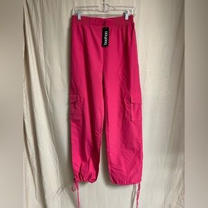 BooHoo pink cargo pants. Size 6.